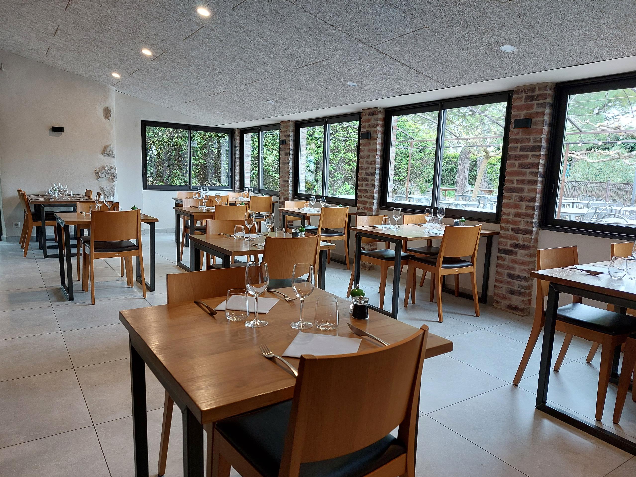 LOGIS HOTEL AUBERGE CIGALOISE