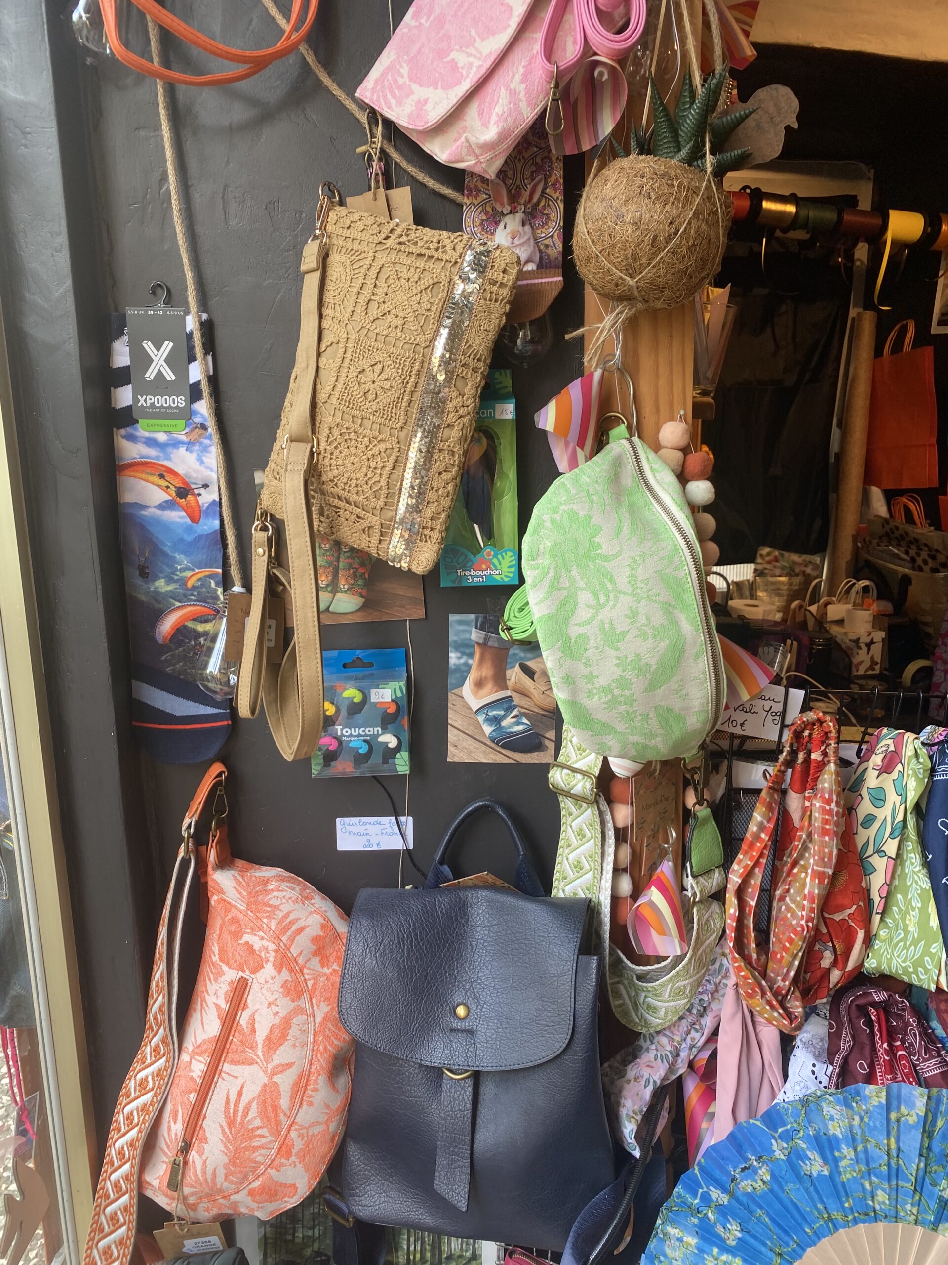 Sacs, bananes et pochettes en toile – Image 2