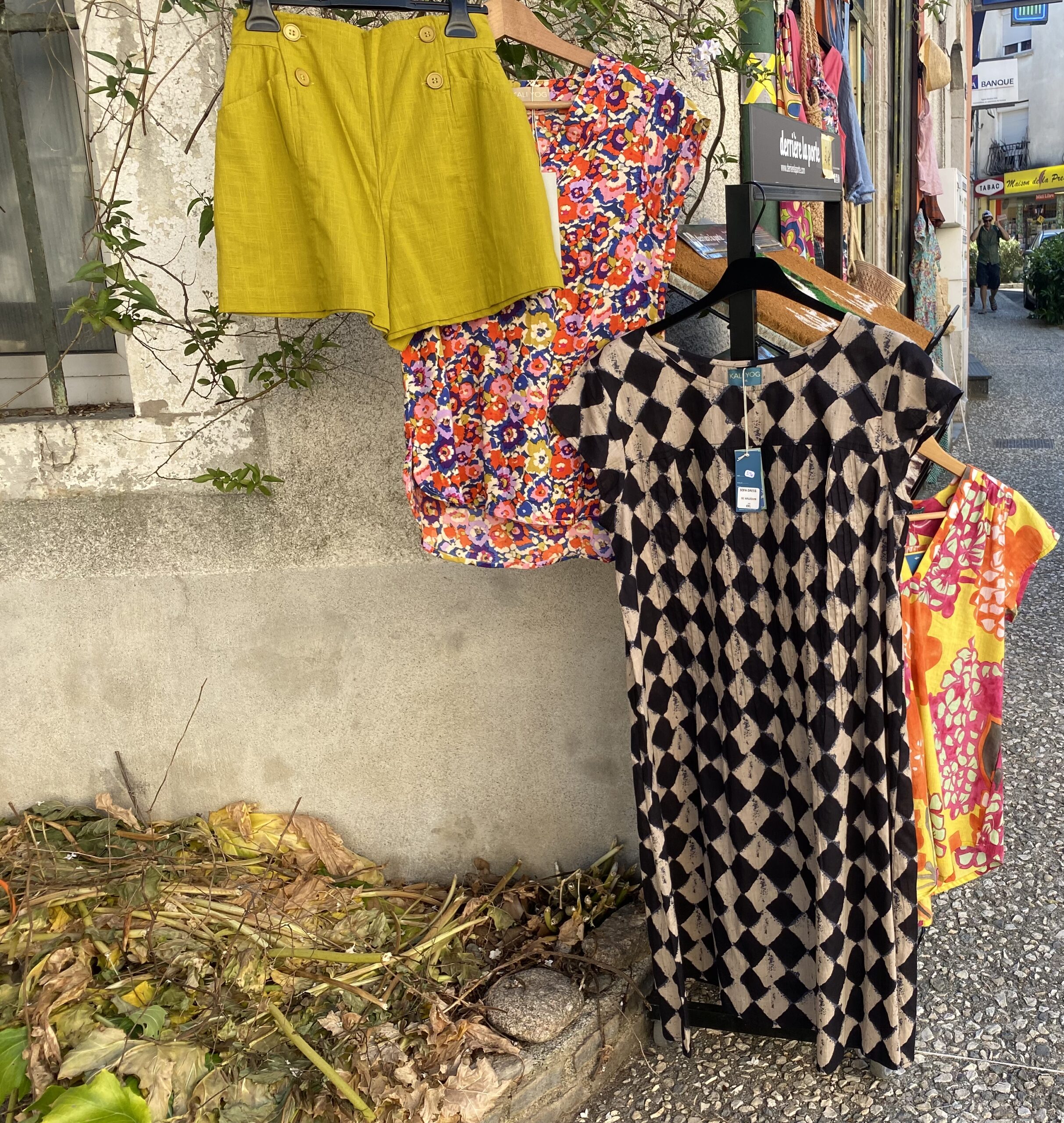 Vêtements de créateur Kali Yog – Image 2
