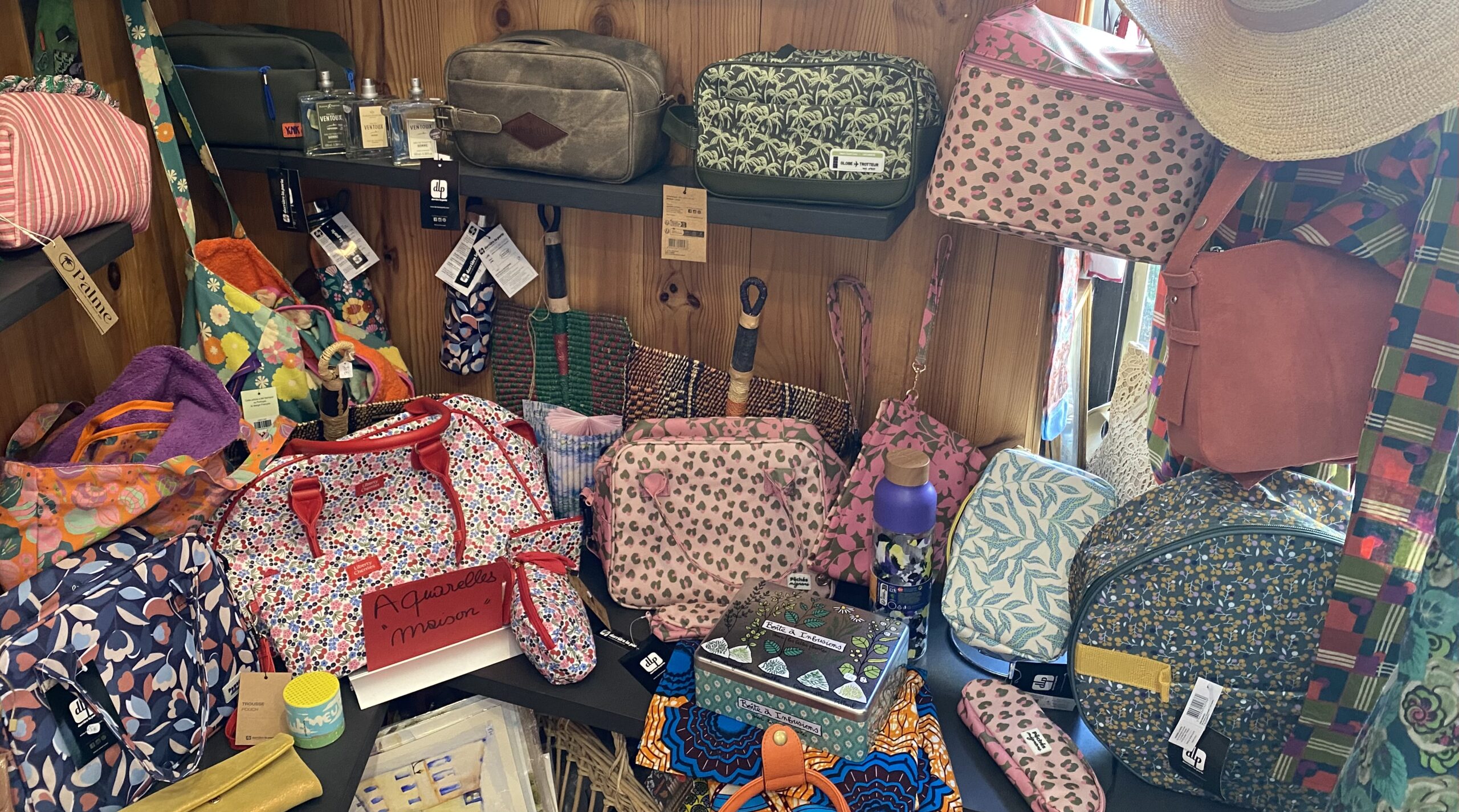 Accessoires et cadeaux Derrière La Porte – Image 3